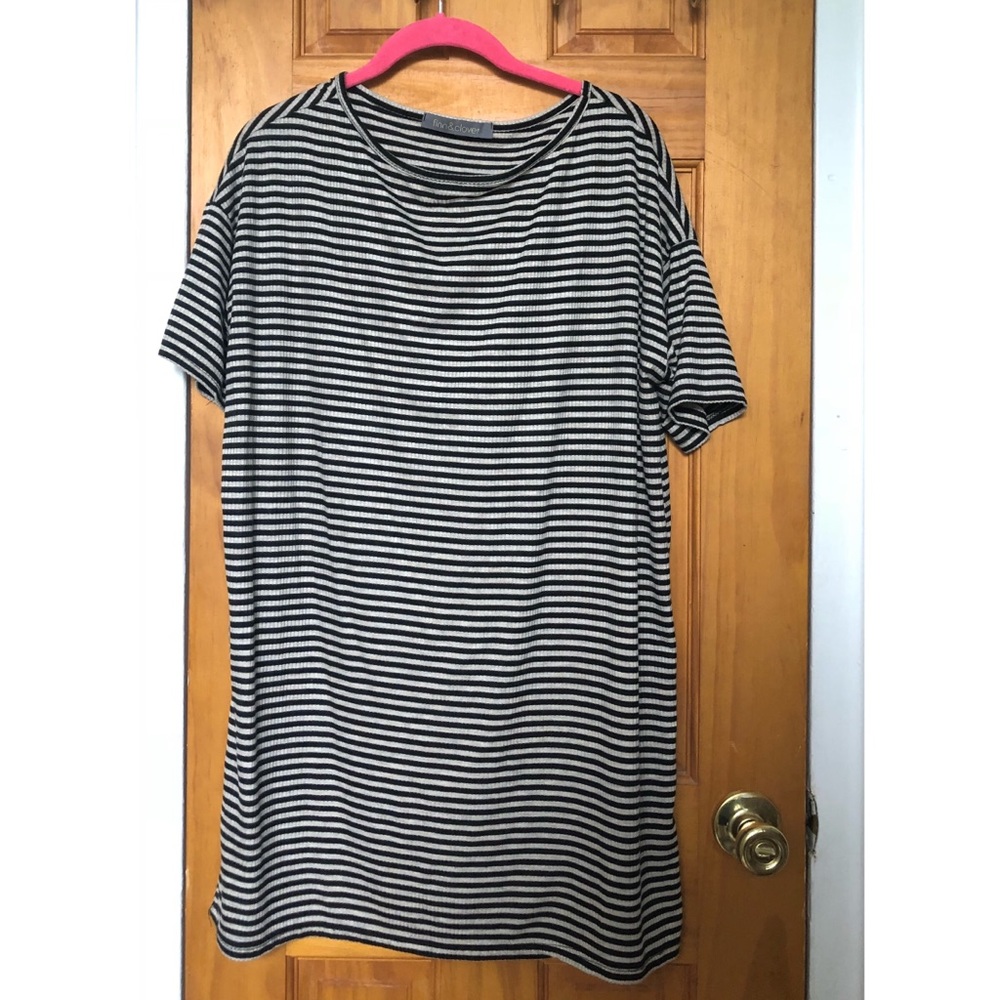 NEW T SHIRT DRESS